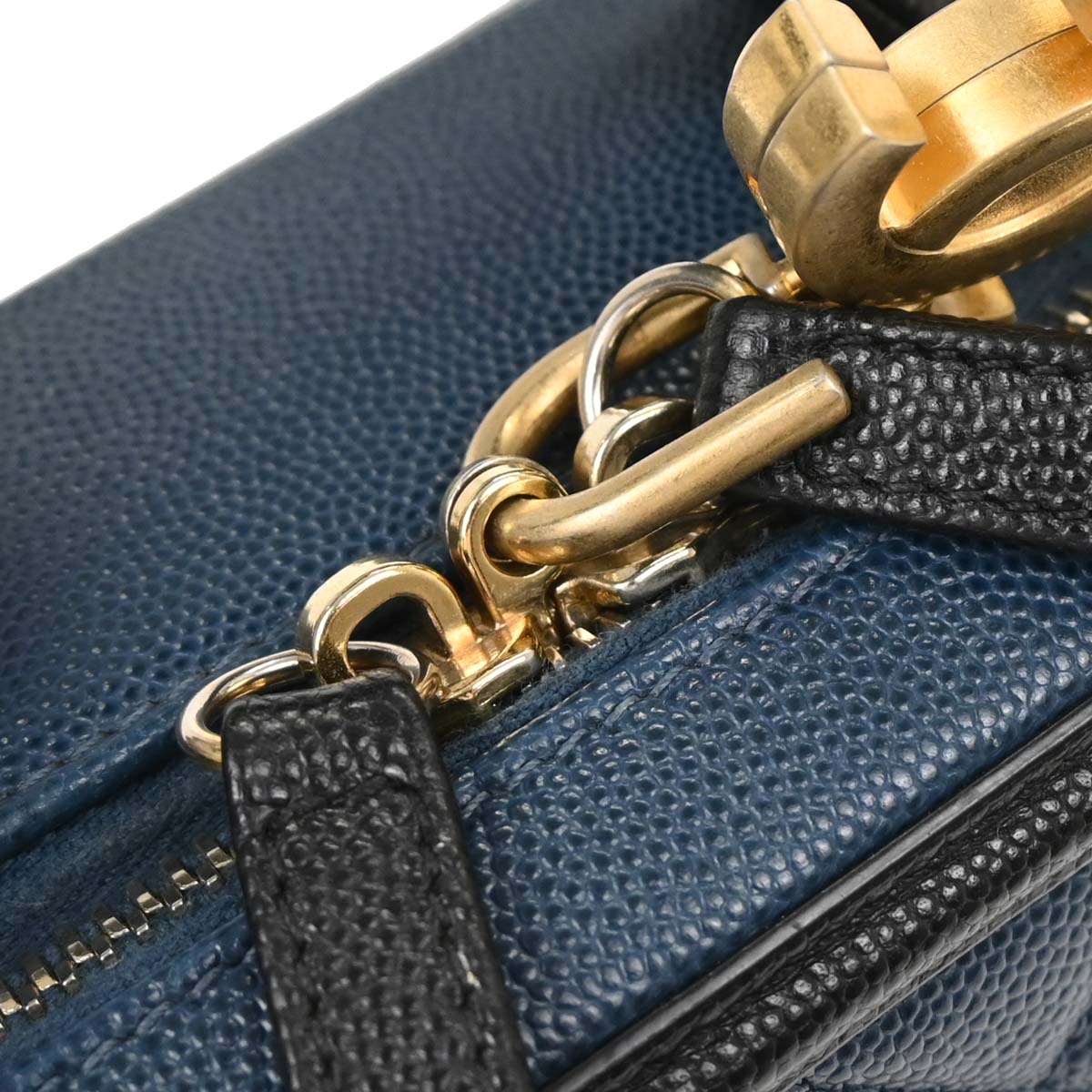 Chanel 2019 Blue Caviar CC Filigree 2way Shoulder Vanity Handbag