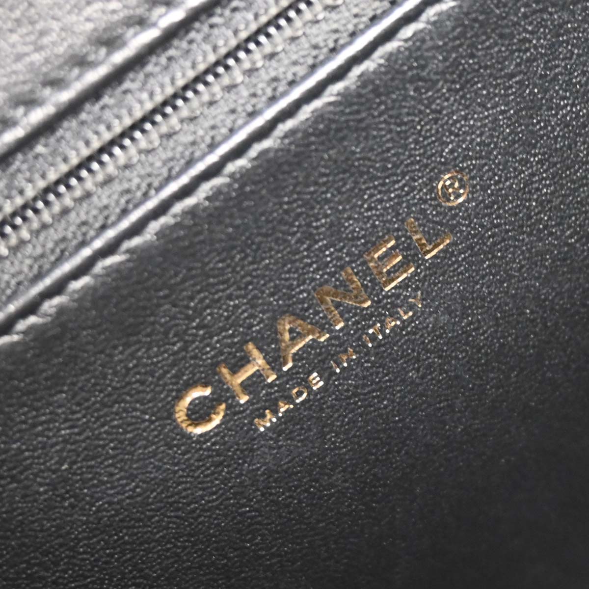 Chanel 2019 Blue Caviar CC Filigree 2way Shoulder Vanity Handbag