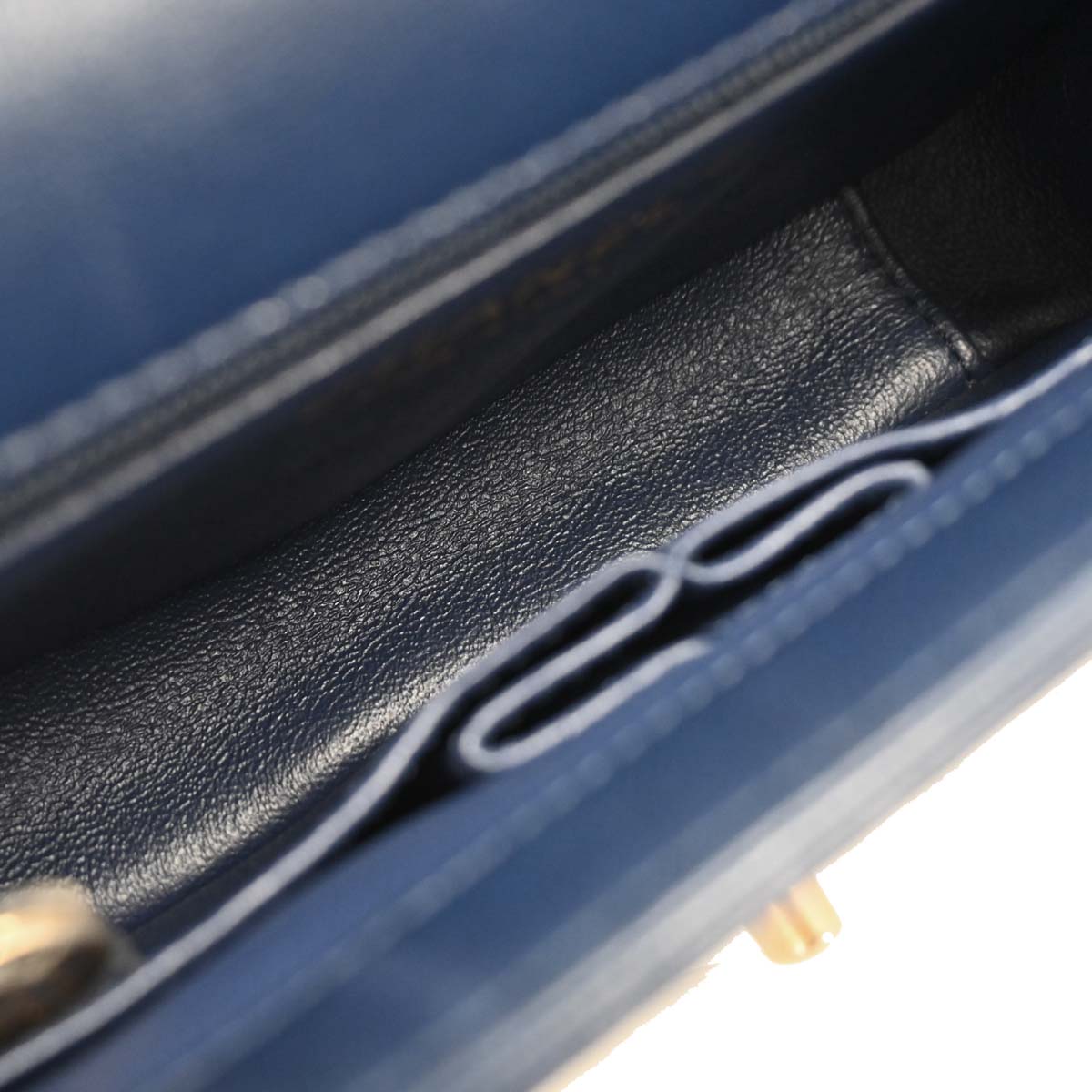 Chanel 2017-2018 Navy Lambskin Chevron Shoulder Bag