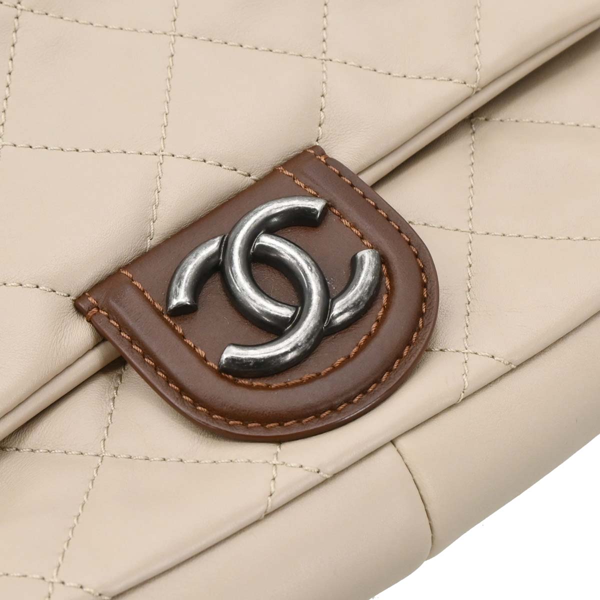 Chanel 2012 Beige Lambskin Country Chic Flap Bag Shoulder Bag