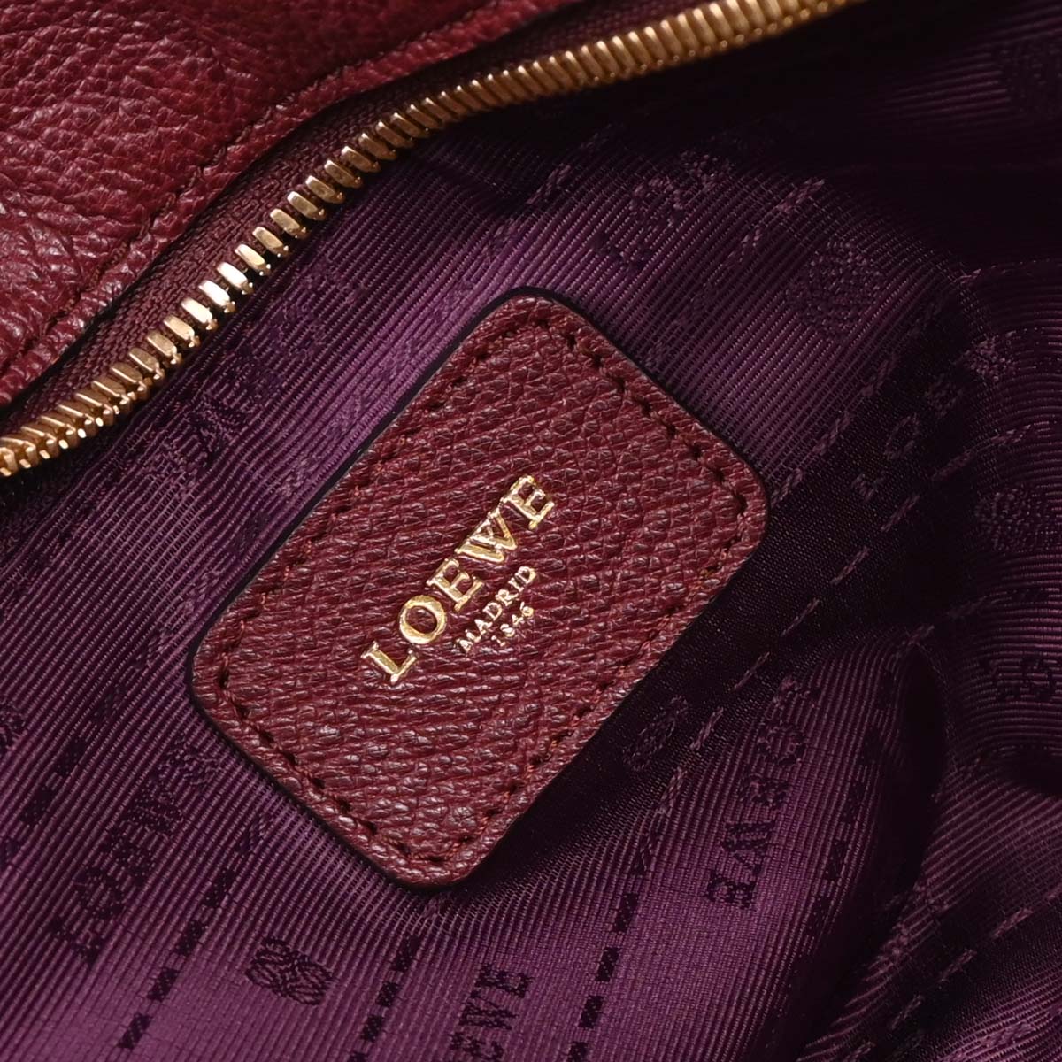 Loewe Bordeaux Amazona 36 Handbag
