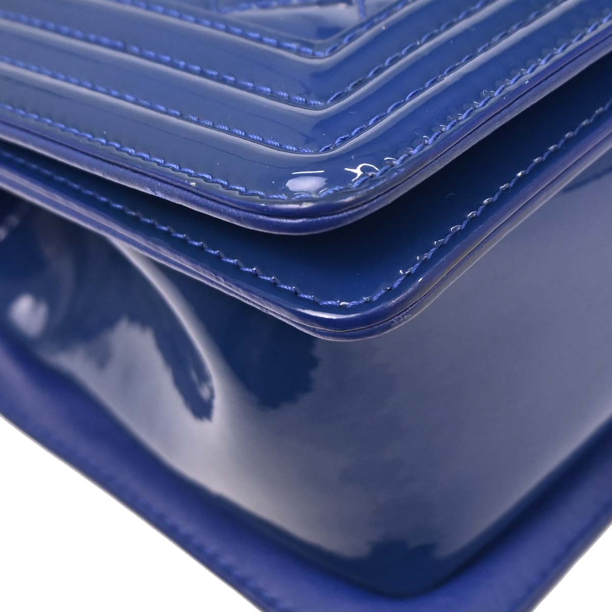 Boy Chanel 2014-2015 Blue Patent Leather Medium Shoulder Bag