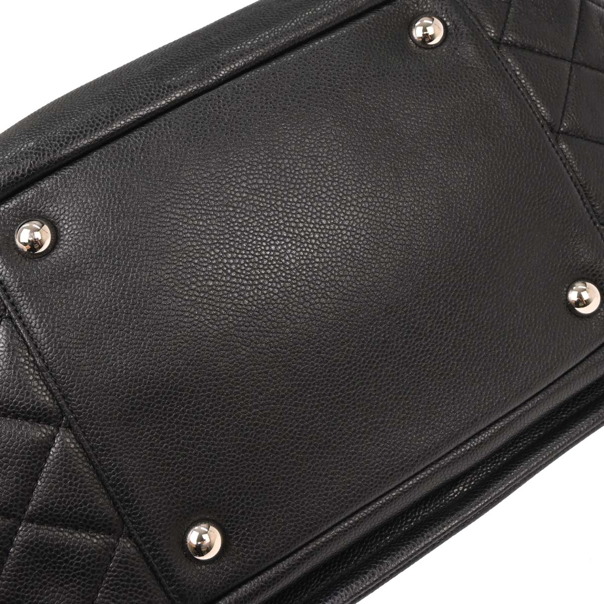 Chanel 2010-2011 Black Caviar Shoulder Bag