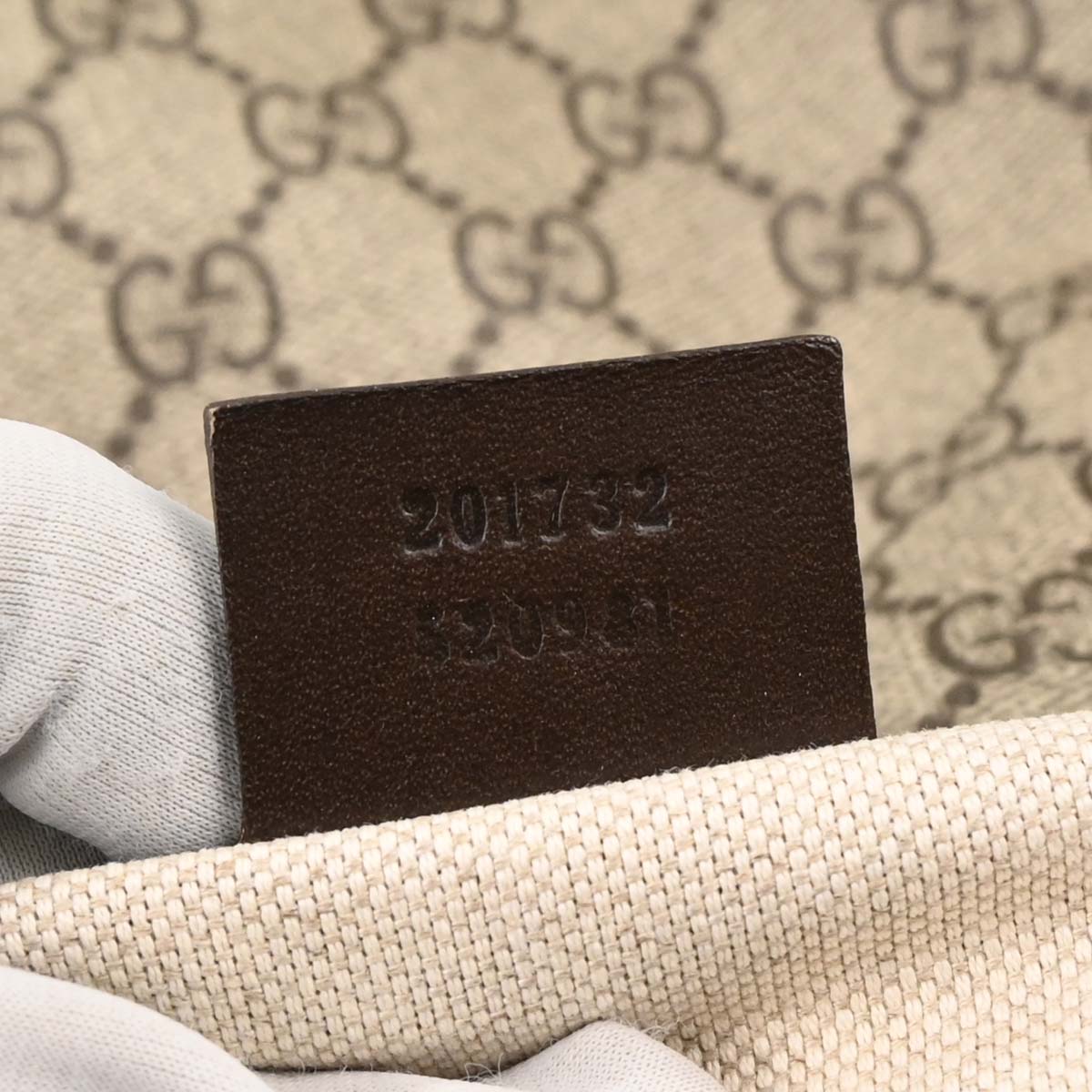 Gucci Brown GG Supreme Messenger Bag