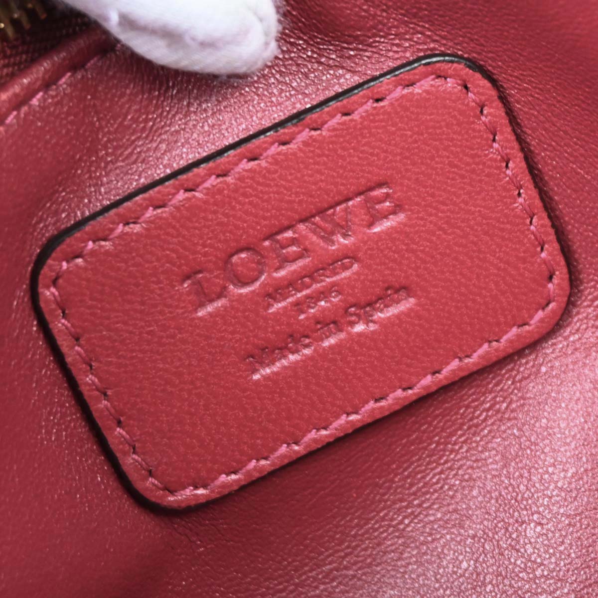 Loewe Red Amazona 23 Handbag