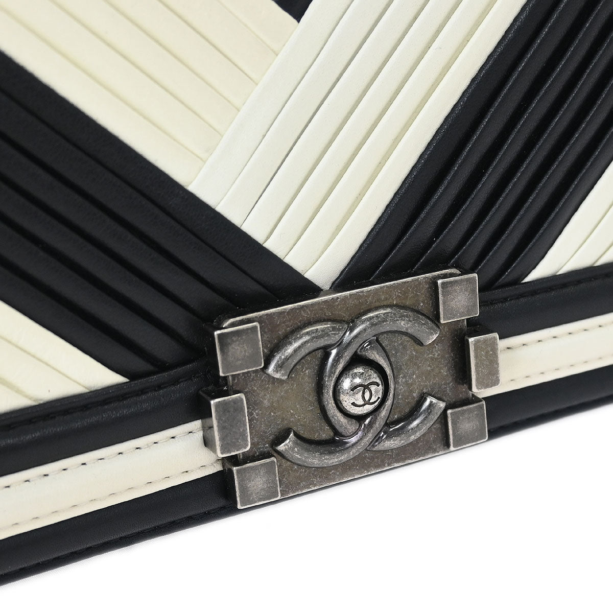Boy Chanel 2017 Black Chevron Lambskin Small Chain Shoulder Bag