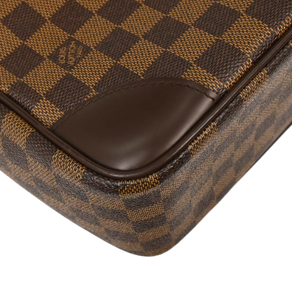 Louis Vuitton Damier Porte Documents Voyage GM Handbag N41122