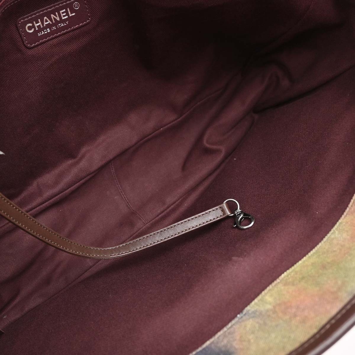 Chanel * Khaki Green Canvas Graffiti On The Pavement Messenger Bag