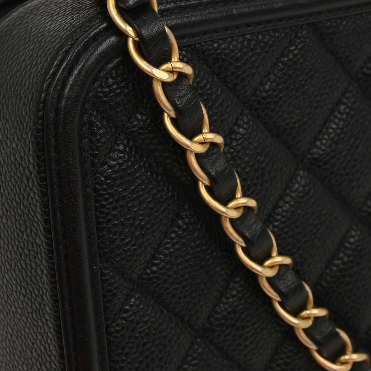 Chanel 2019 Black Caviar CC Filigree 2way Shoulder Vanity Handbag