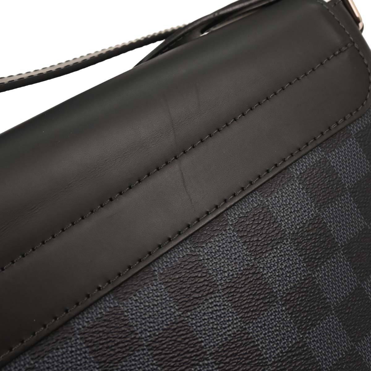 Louis Vuitton Damier Cobalt Newport MM Crossbody Bag N41585