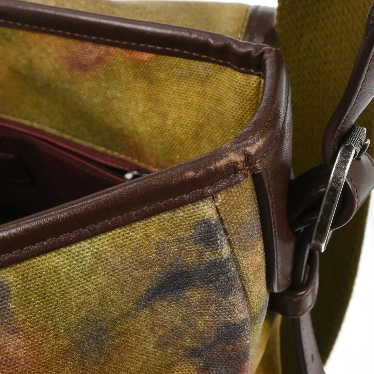 Chanel Khaki On The Pavements Graffiti Messenger Bag