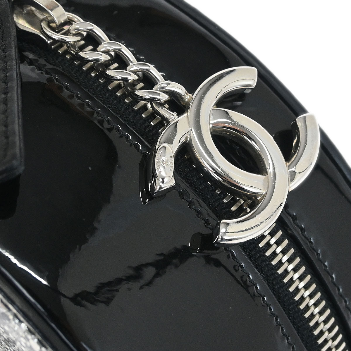 Chanel Metallic Silver Patent Leather Round Chain Shoulder Bag