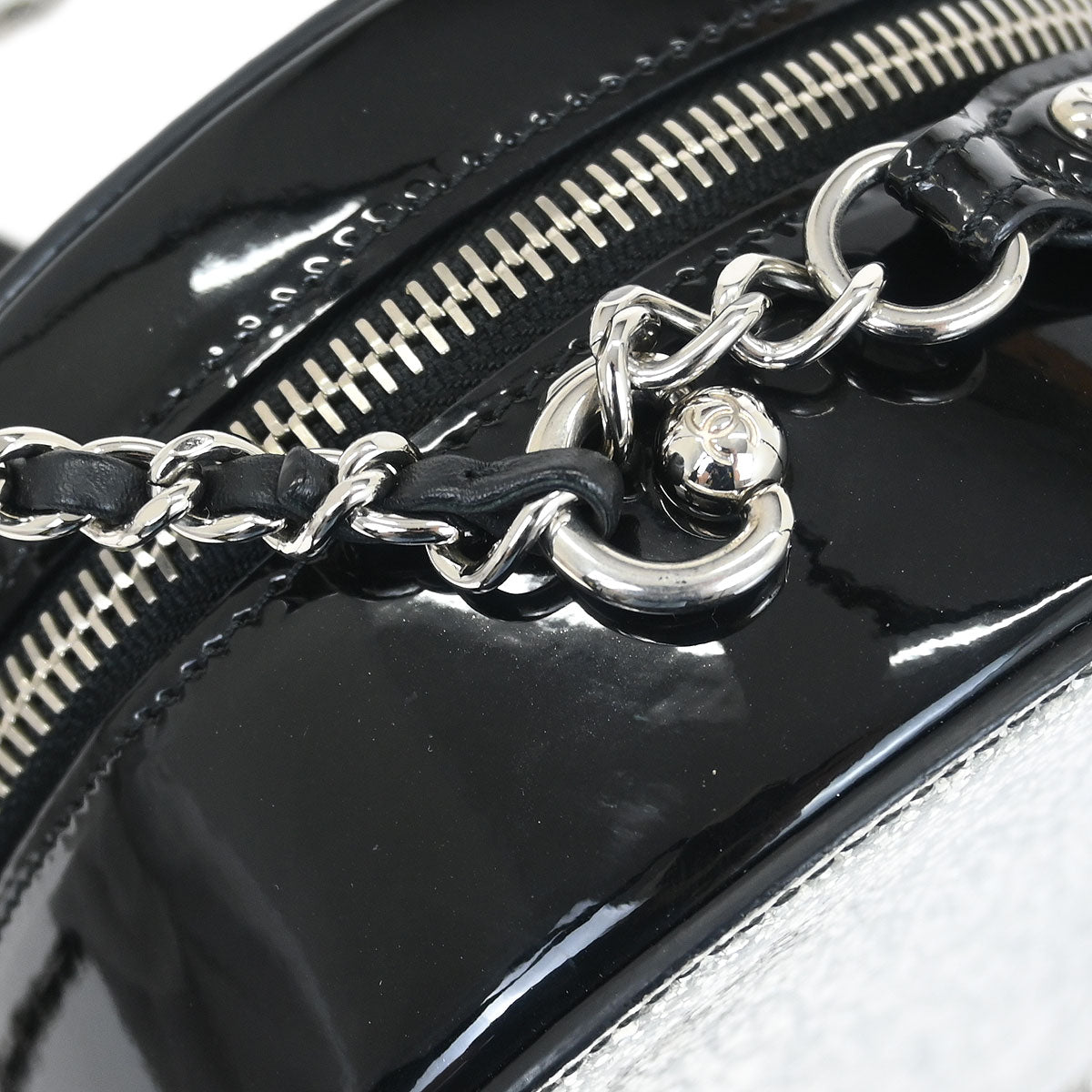 Chanel Metallic Silver Patent Leather Round Chain Shoulder Bag