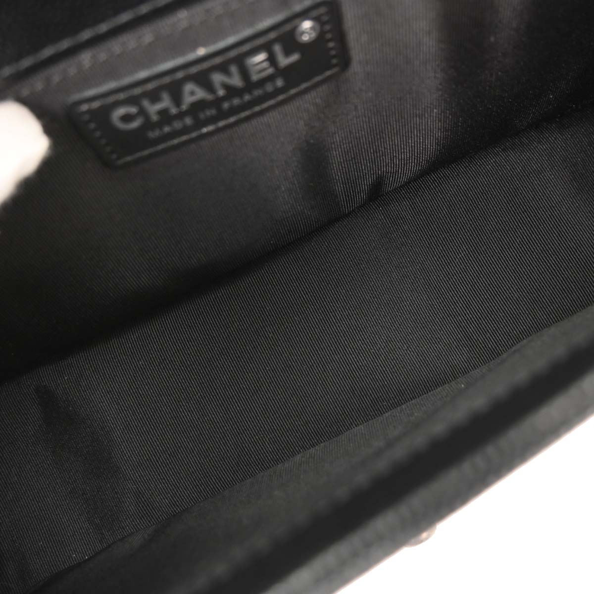 Boy Chanel 2019 Black Caviar Medium Shoulder Bag