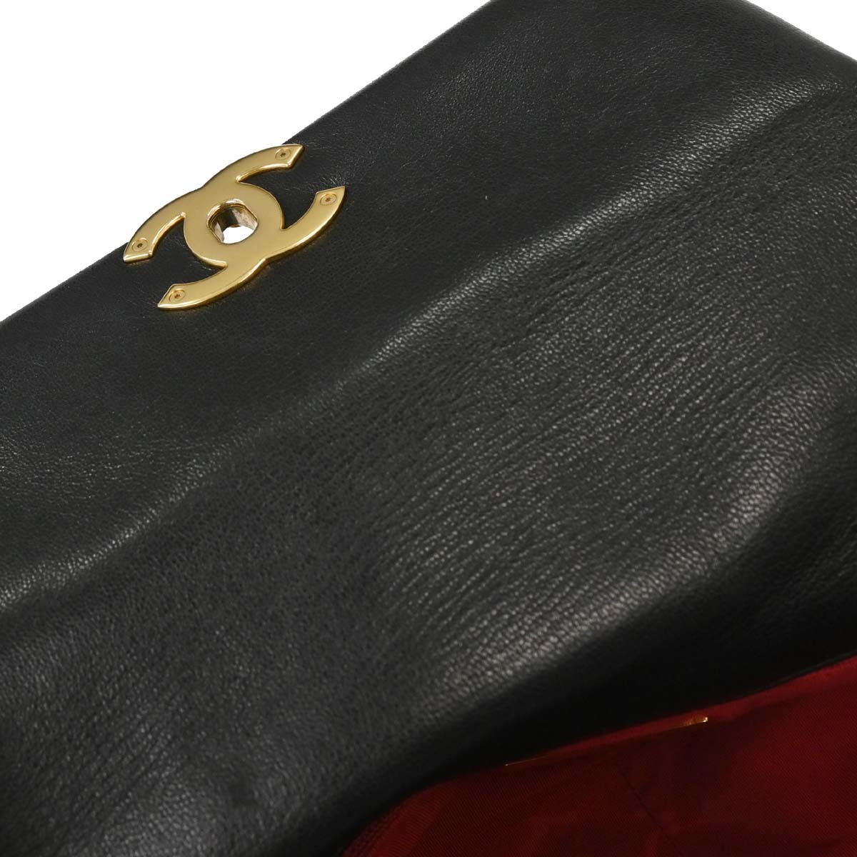 Chanel Black Calfskin 19 Dix-neuf Shoulder Bag
