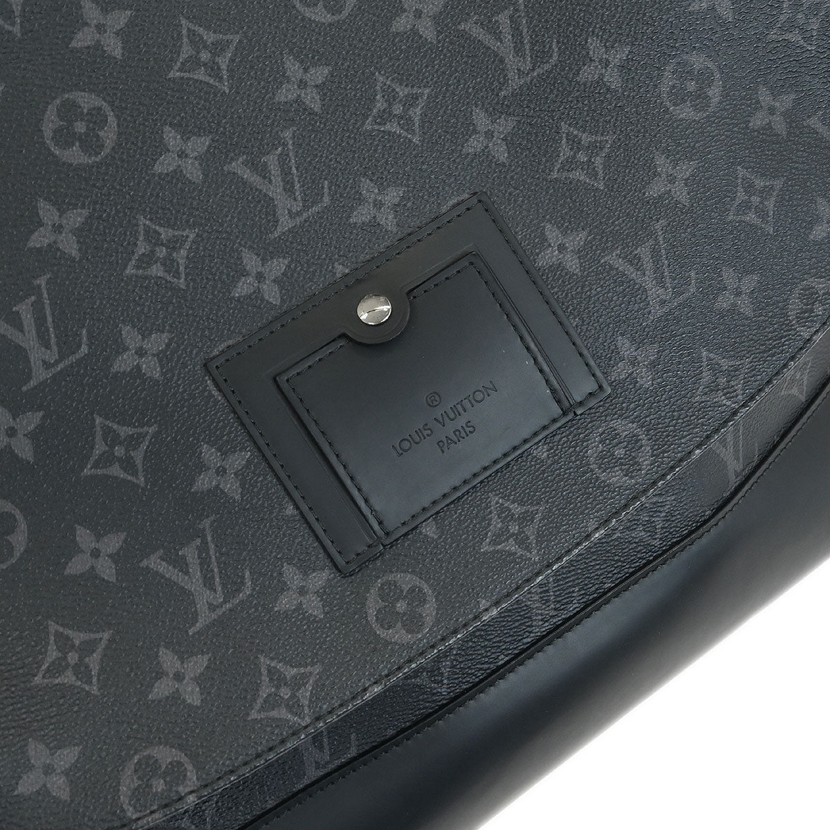 Louis Vuitton Monogram Eclipse Messenger Voyage M43276