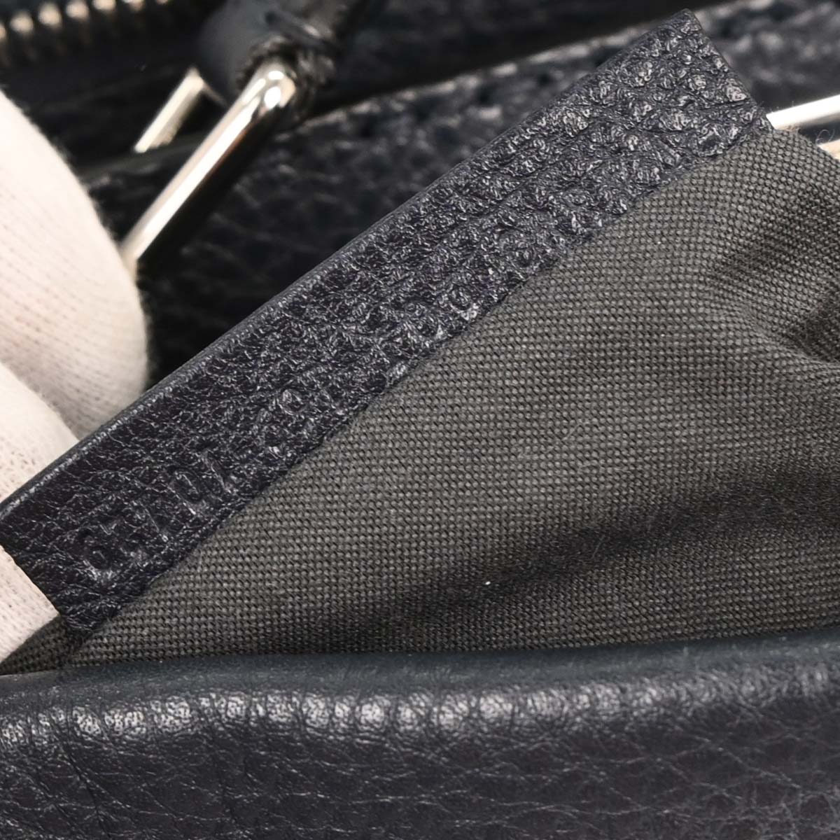 Fendi Navy Peekaboo Fit Iconic 2way Shoulder Handbag