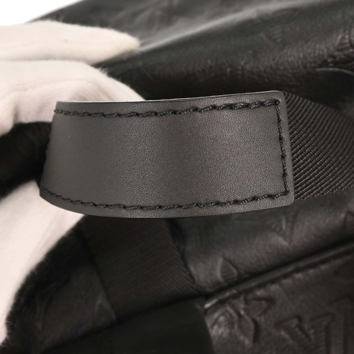 Louis Vuitton Monogram Shadow Discovery Backpack M43680