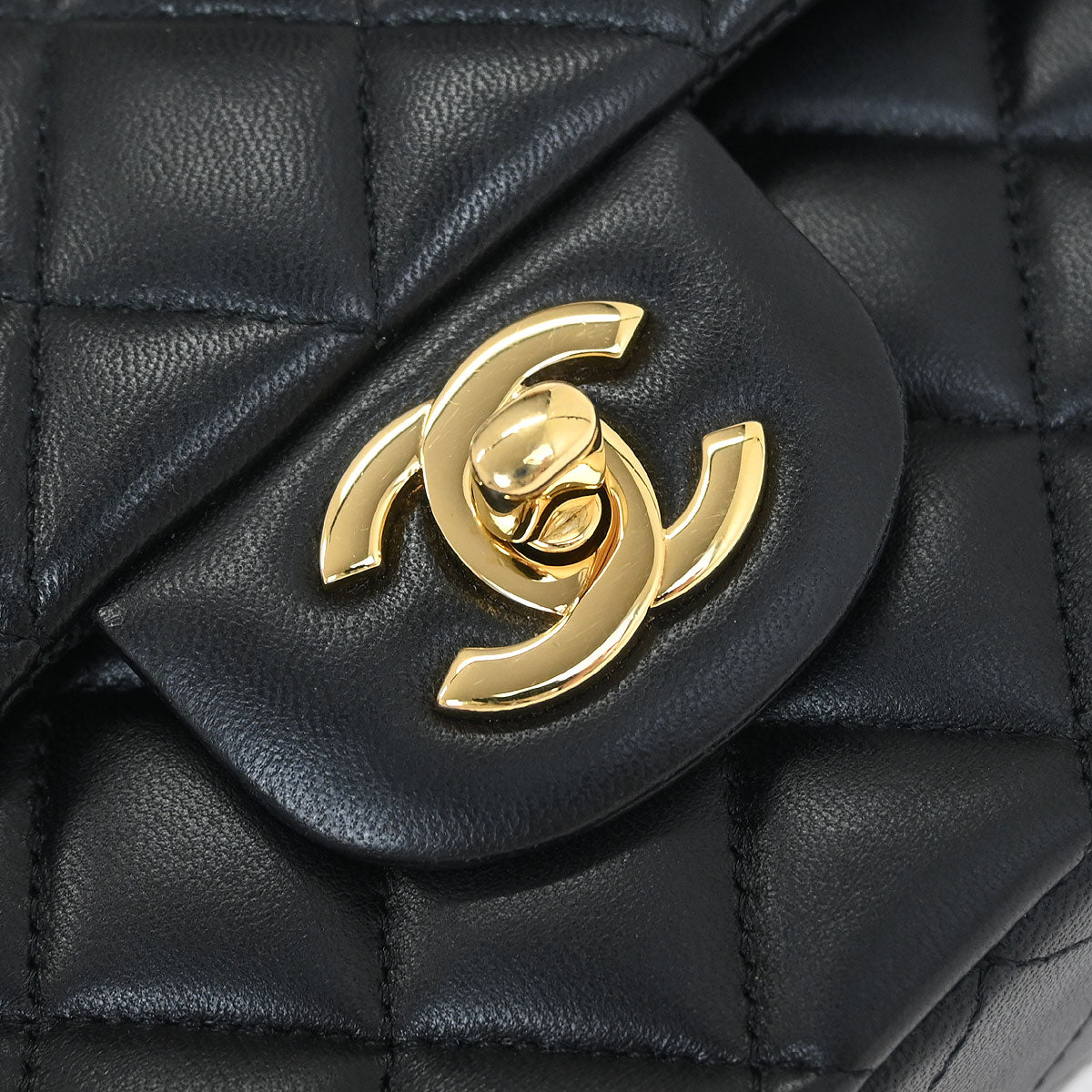 Chanel 2015-2016 Black Lambskin Medium Classic Double Flap Shoulder Bag