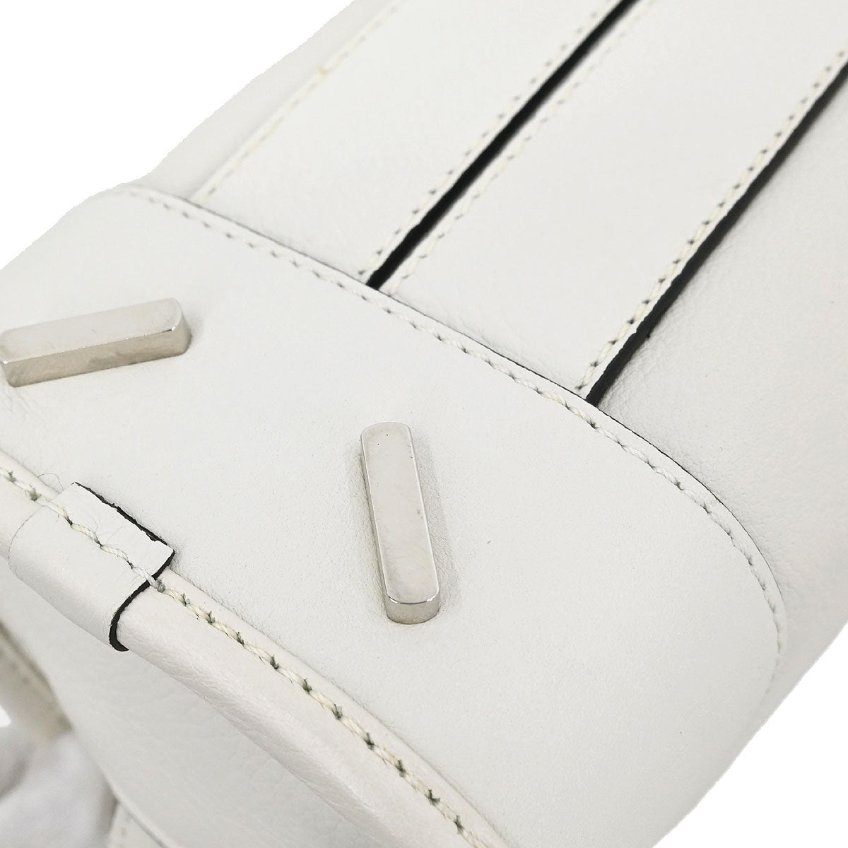 Loewe White Amazona 23 Handbag