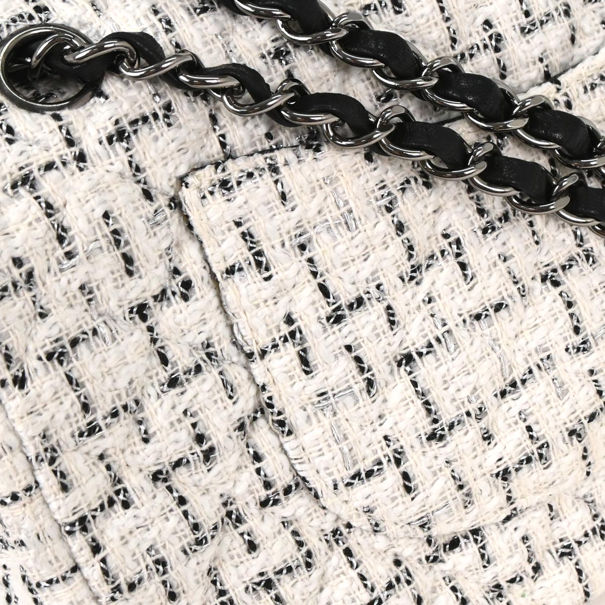 Chanel White Tweed Garden Party 2.55 Medium Classic Double Flap Bag