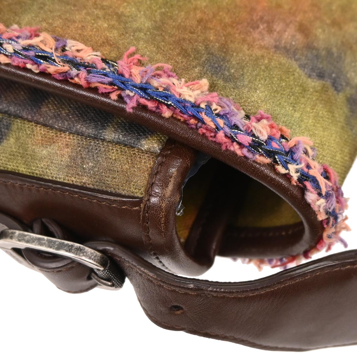 Chanel 2014-2015 Khaki Canvas Graffiti On The Pavement Shoulder Bag