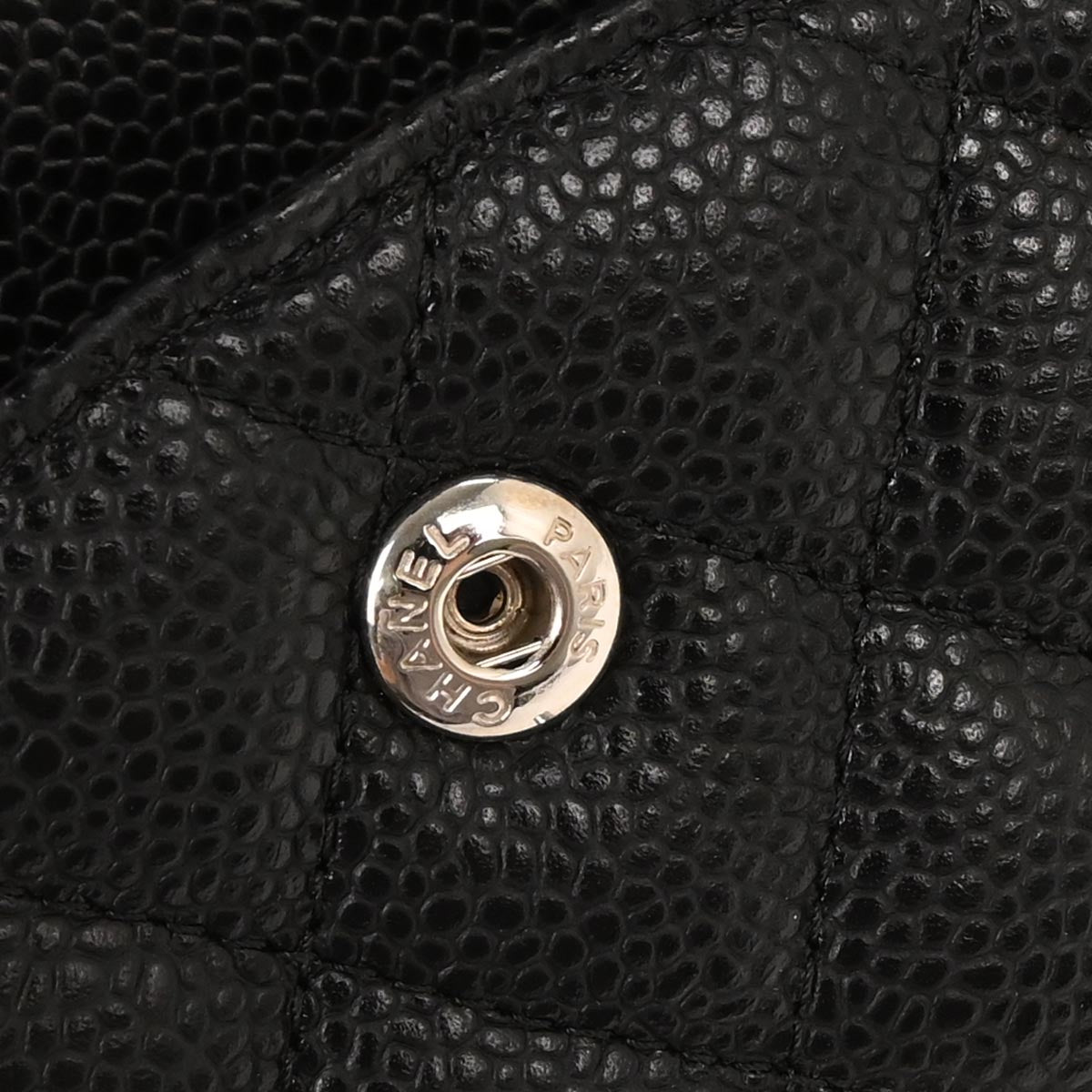 Chanel 2019 Black Caviar Medium Classic Double Flap Shoulder Bag 155715