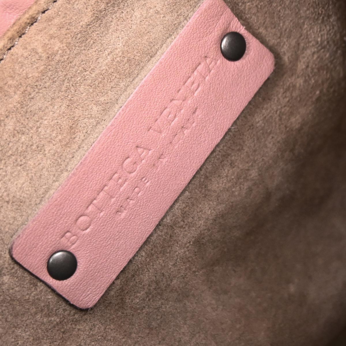 Bottega Veneta Pink Lambskin Intrecciato Hobo Bag