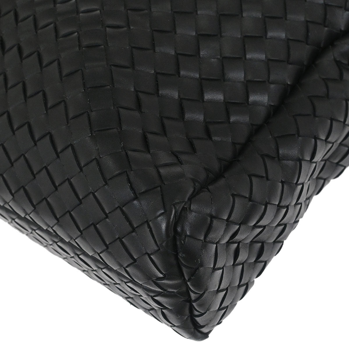 Bottega Veneta Black Calfskin Intrecciato Briefcase Handbag