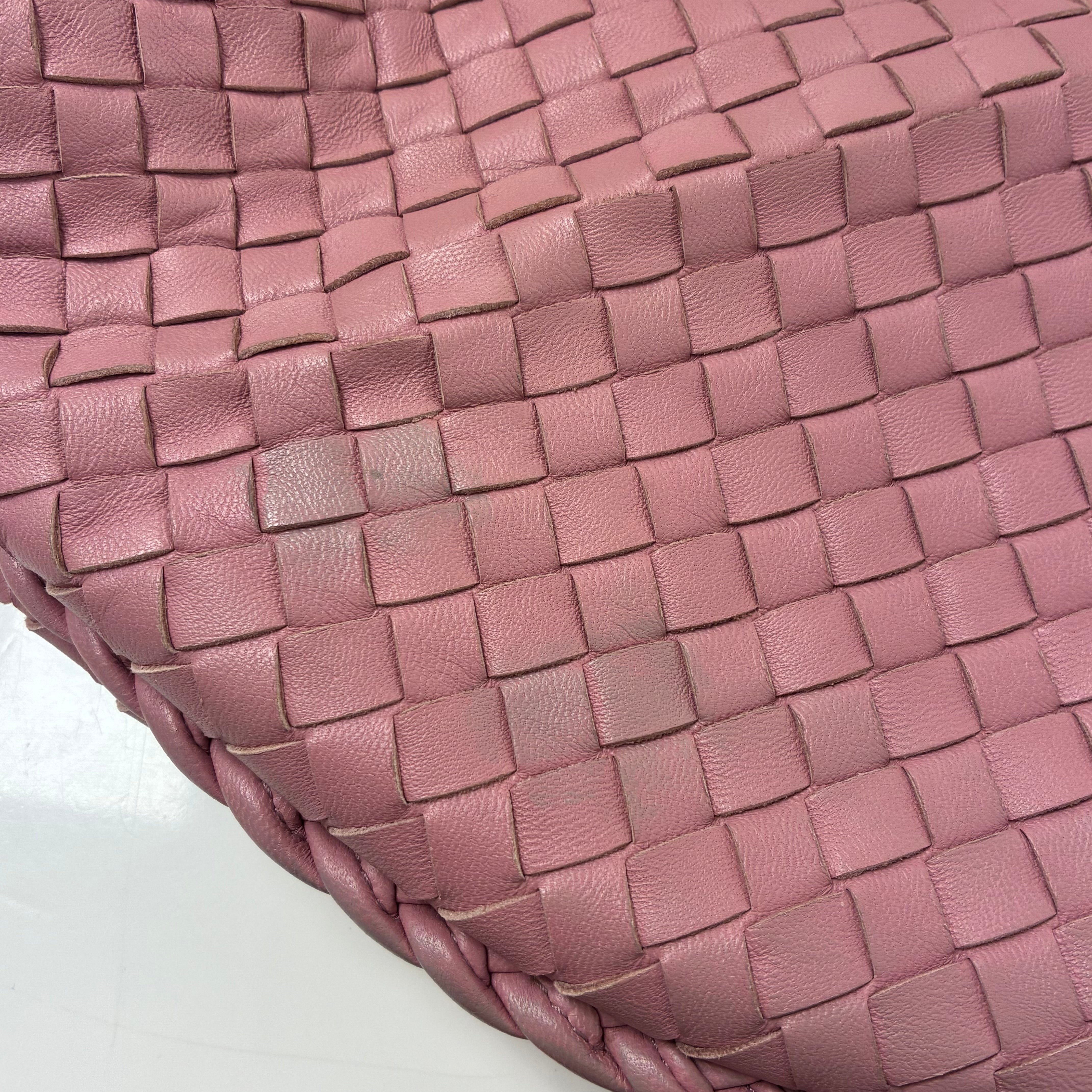 Bottega Veneta Pink Lambskin Intrecciato Hobo Handbag