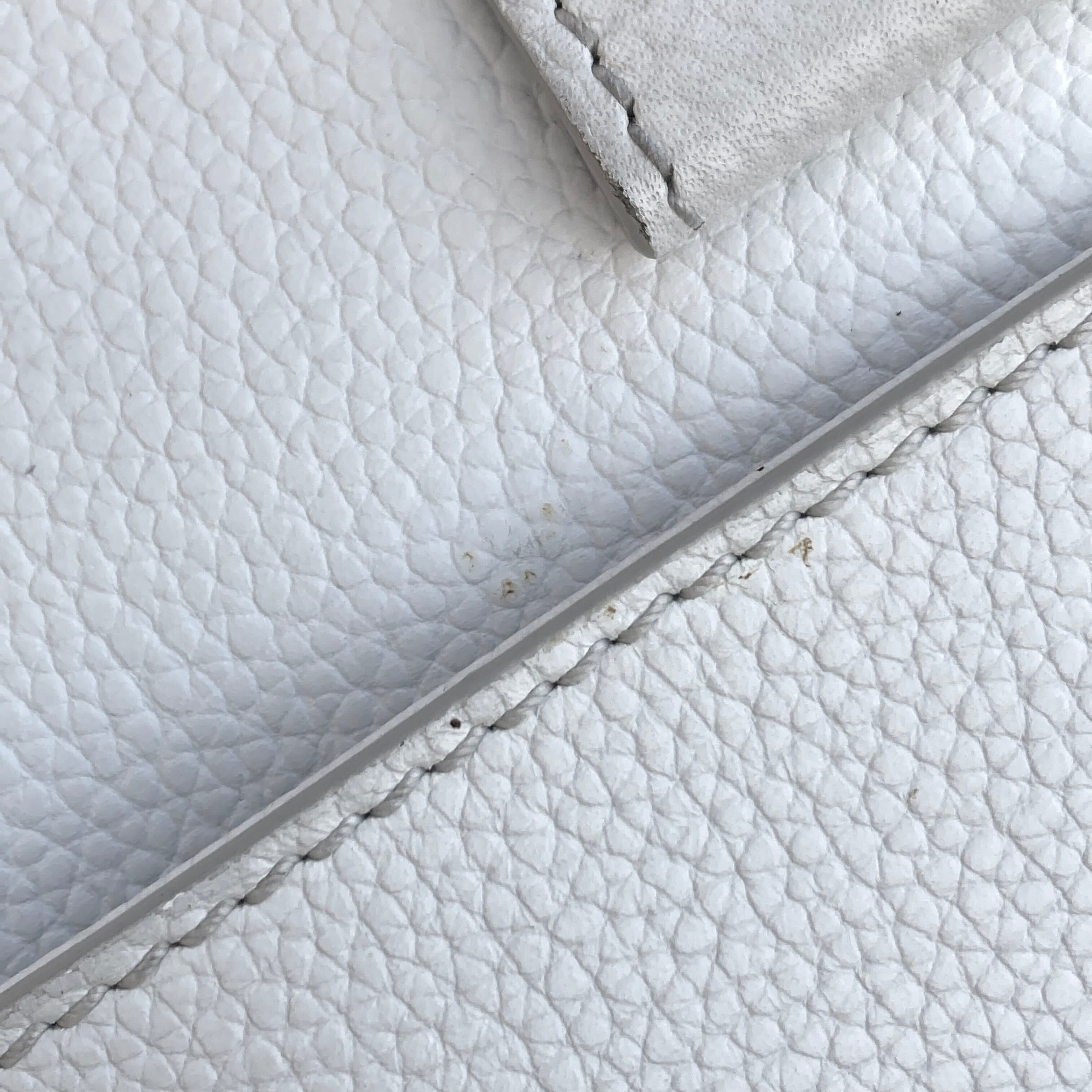 Chanel 2017 White Calfskin Neo Executive Cerf 2way Shoulder Tote Bag