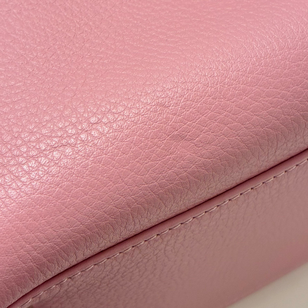 Chanel 2014-2015 Pink Deerskin Executive Cerf Tote Bag