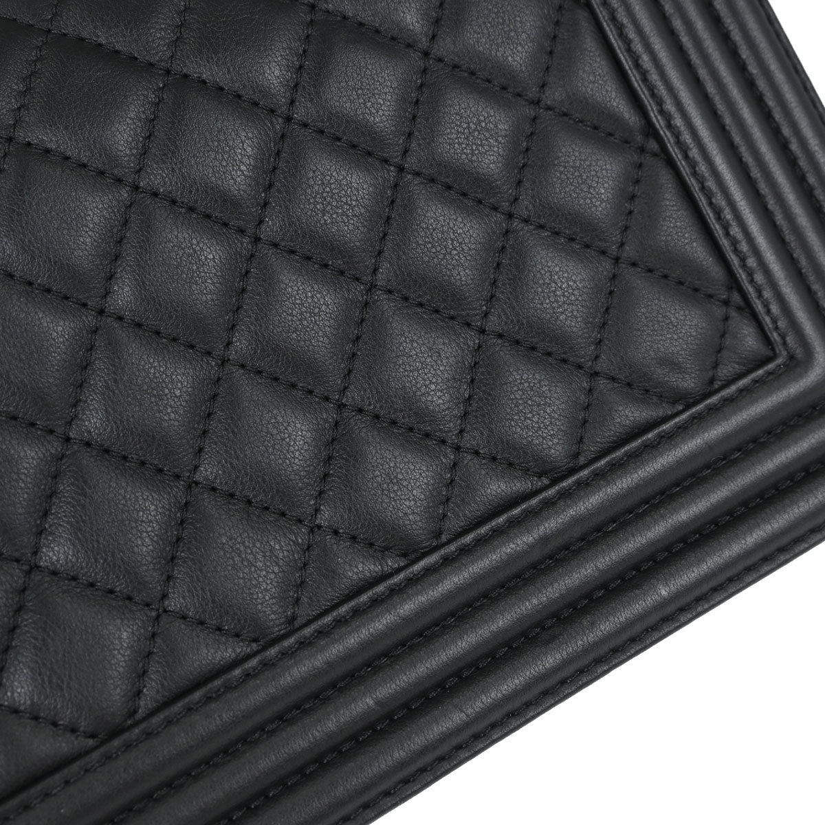 Boy Chanel 2019 Black Lambskin Medium Shoulder Bag