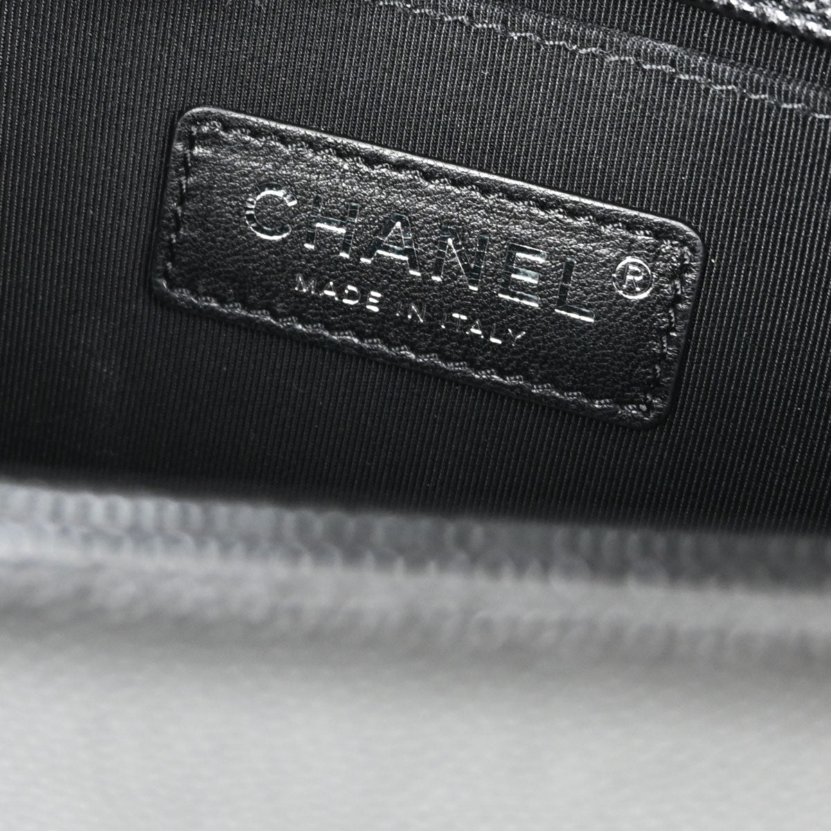 Boy Chanel 2018-2019 Black Caviar Skin Small Chain Shoulder Bag