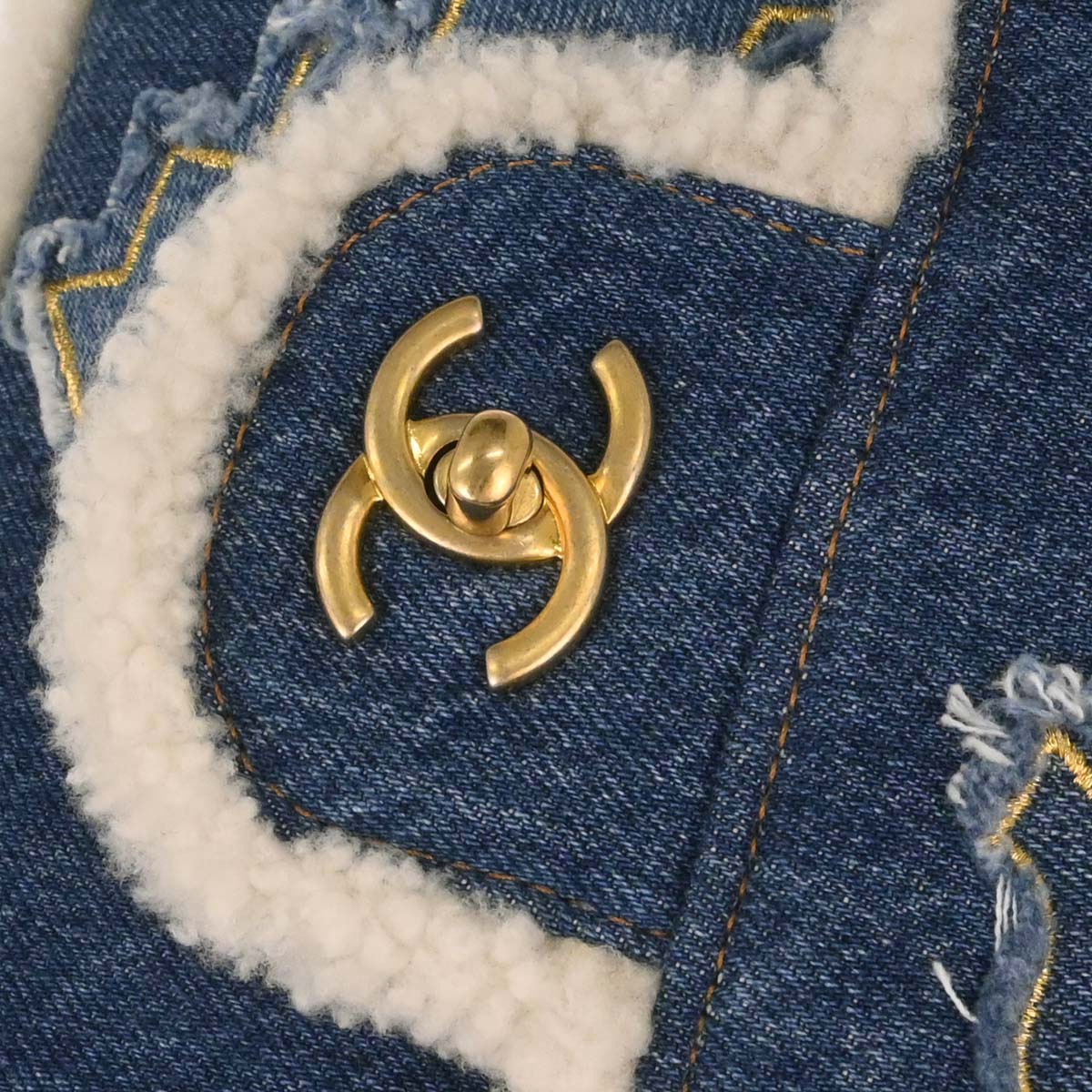 Chanel 2019 Blue Denim Paris-Egypt Hieroglyph Shoulder Bag