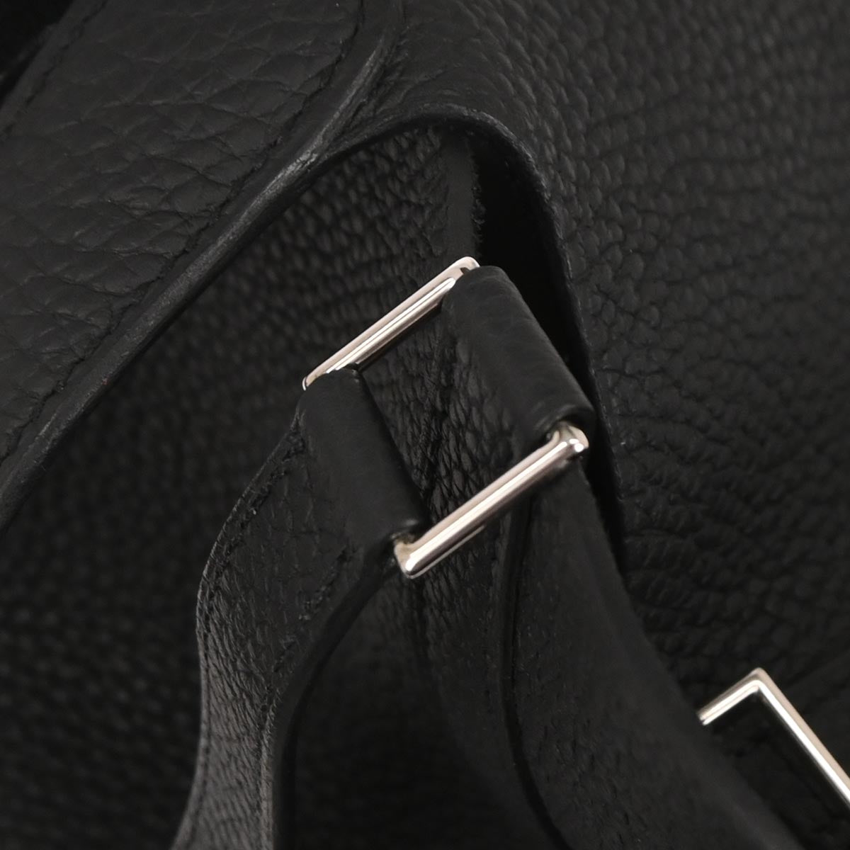 Hermes Black Taurillon Clemence Picotin Lock 22 MM Handbag