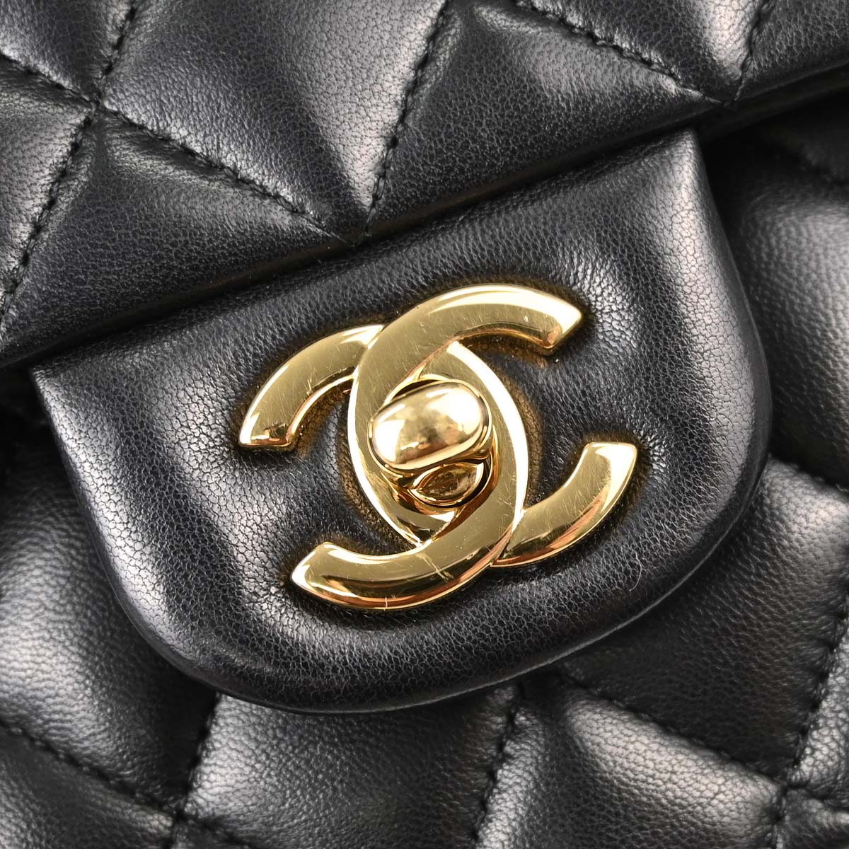 Chanel Black Lambskin Medium Classic Double Flap Shoulder Bag