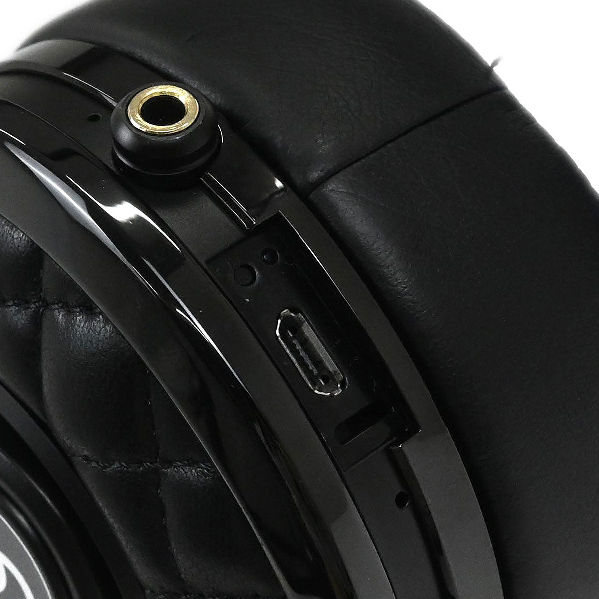 Chanel x Monster Wireless Headphones with Storage Bag Black