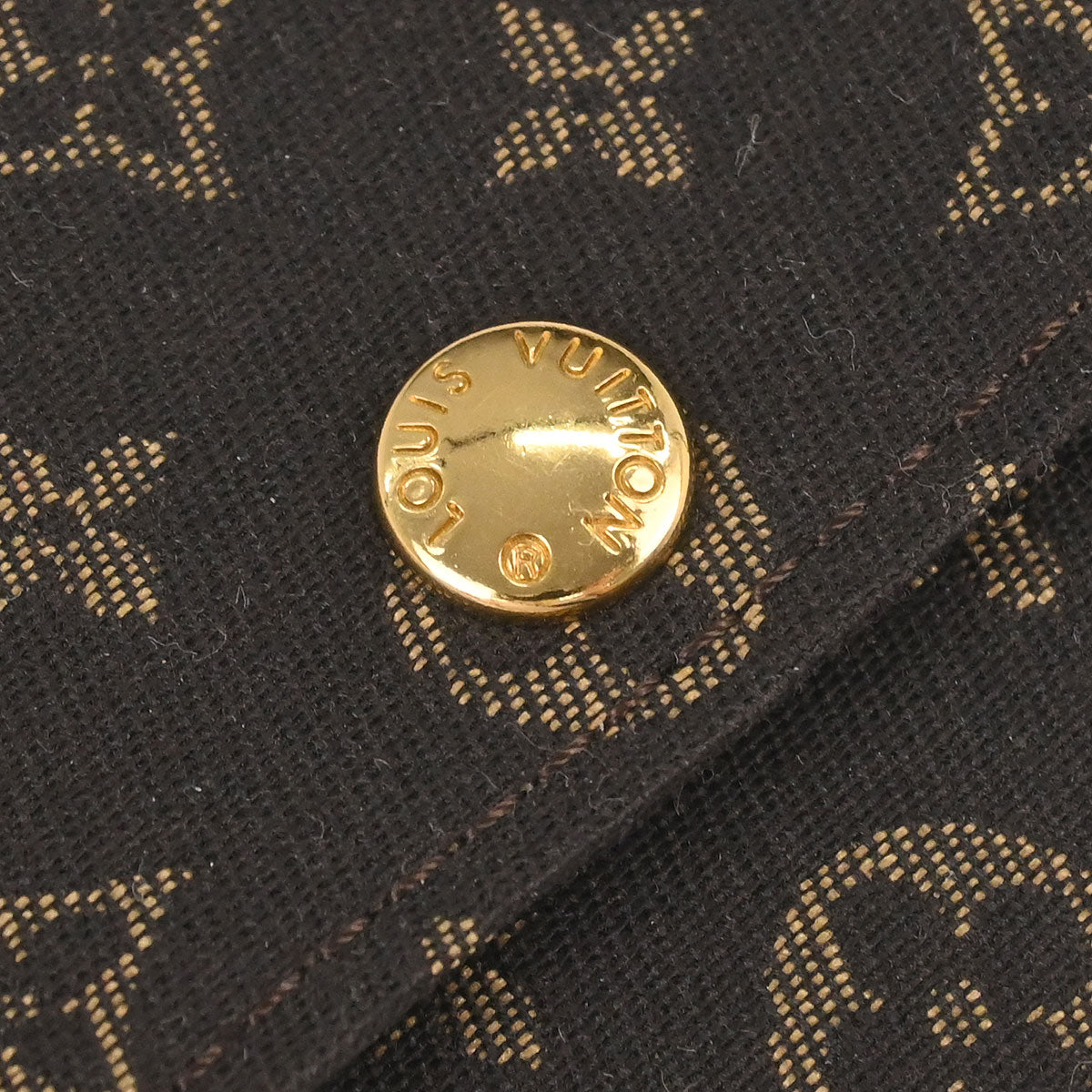 Louis Vuitton Monogram Idylle Multicles 6 Key Case M62991