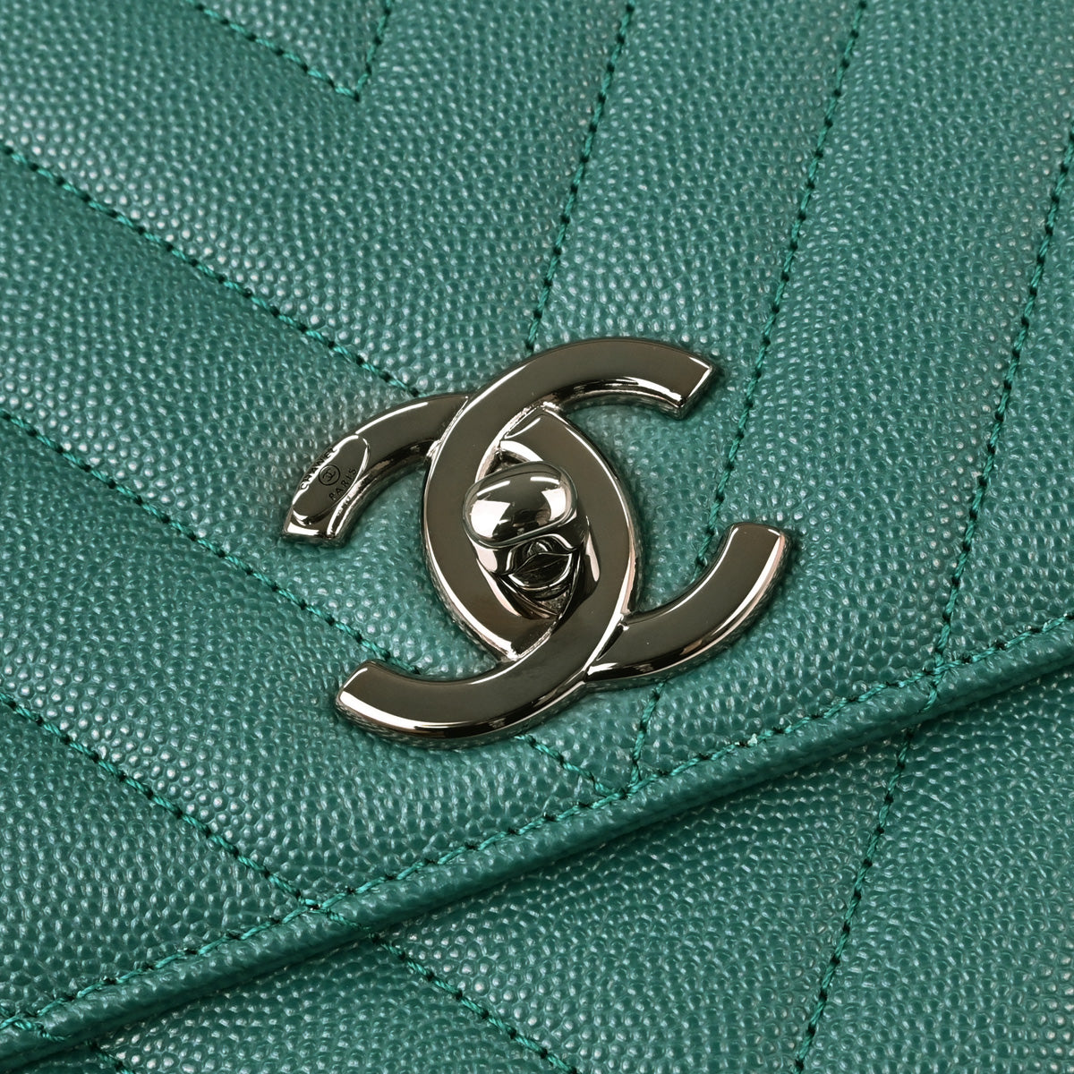 Chanel 2019 Green Caviar Skin Chevron Coco Handle 2way Shoulder Handbag