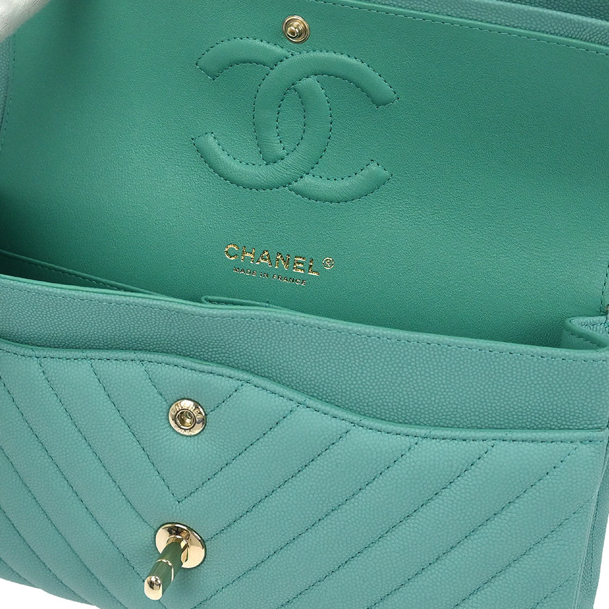 Chanel Green Caviar Skin Chevron Medium Classic Double Flap Shoulder Bag