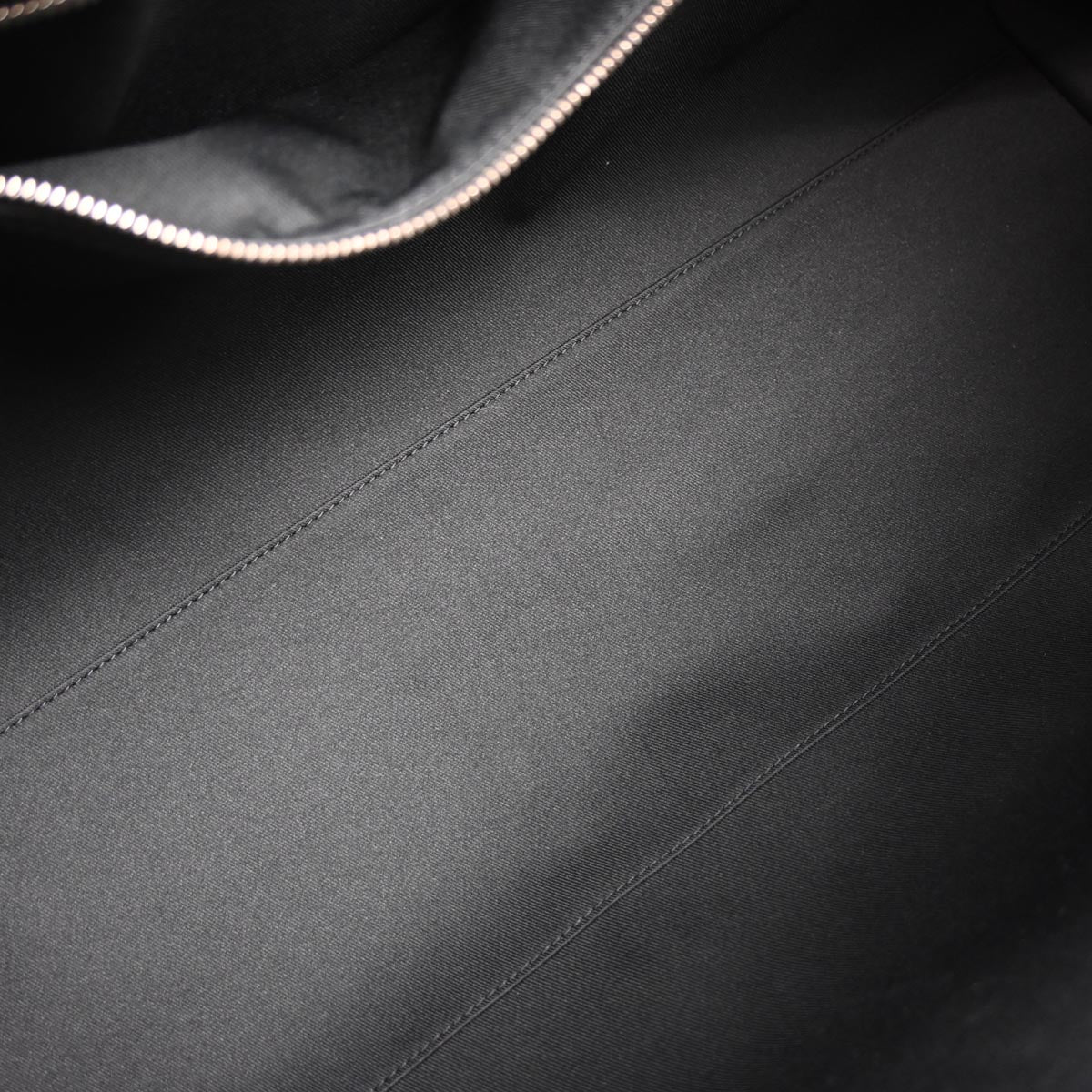 Louis Vuitton Black Epi Keepall Bandouliere 50 Handbag M52187