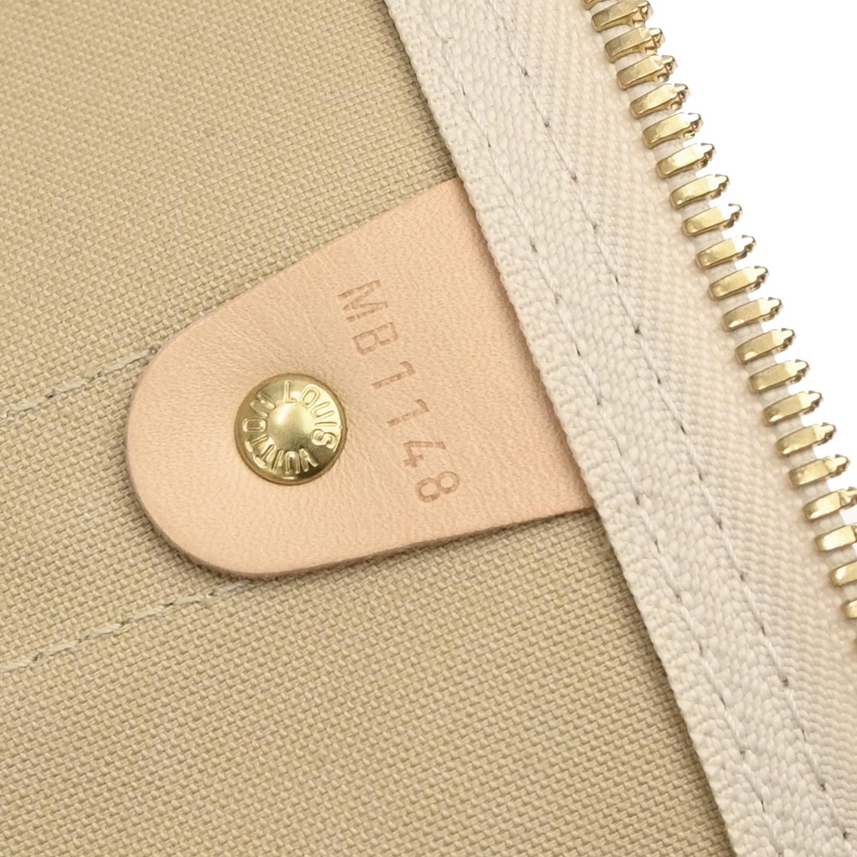 Louis Vuitton Damier Azur Keepall Bandouliere 55 Duffle Bag N41429