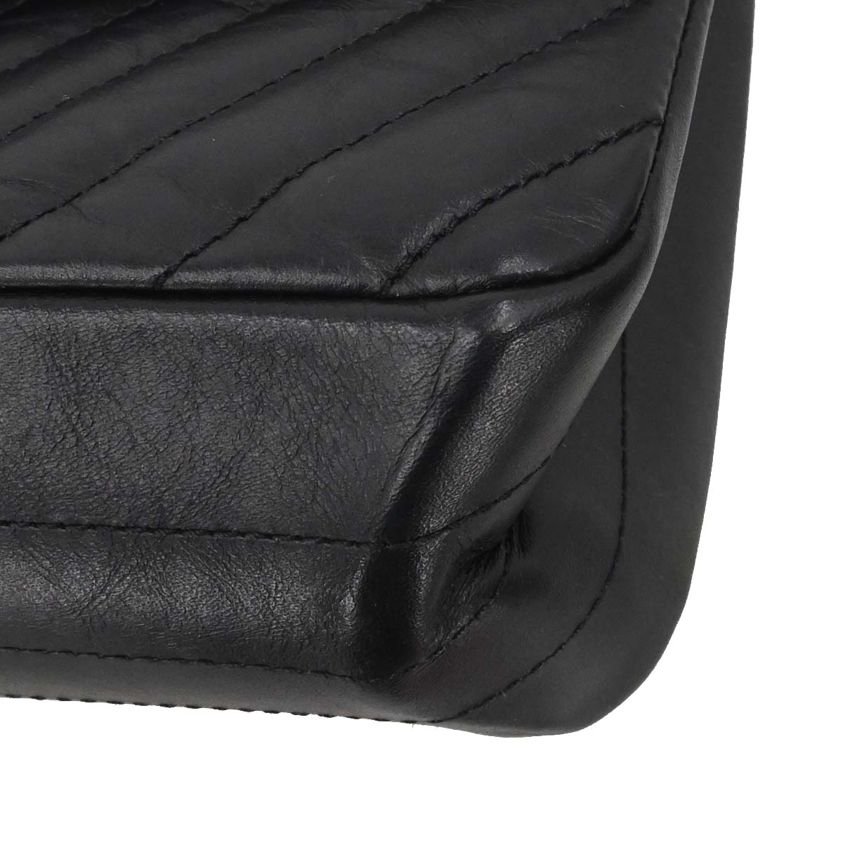 Chanel Black Lambskin Chevron 2.55 Small Double Flap Shoulder Bag