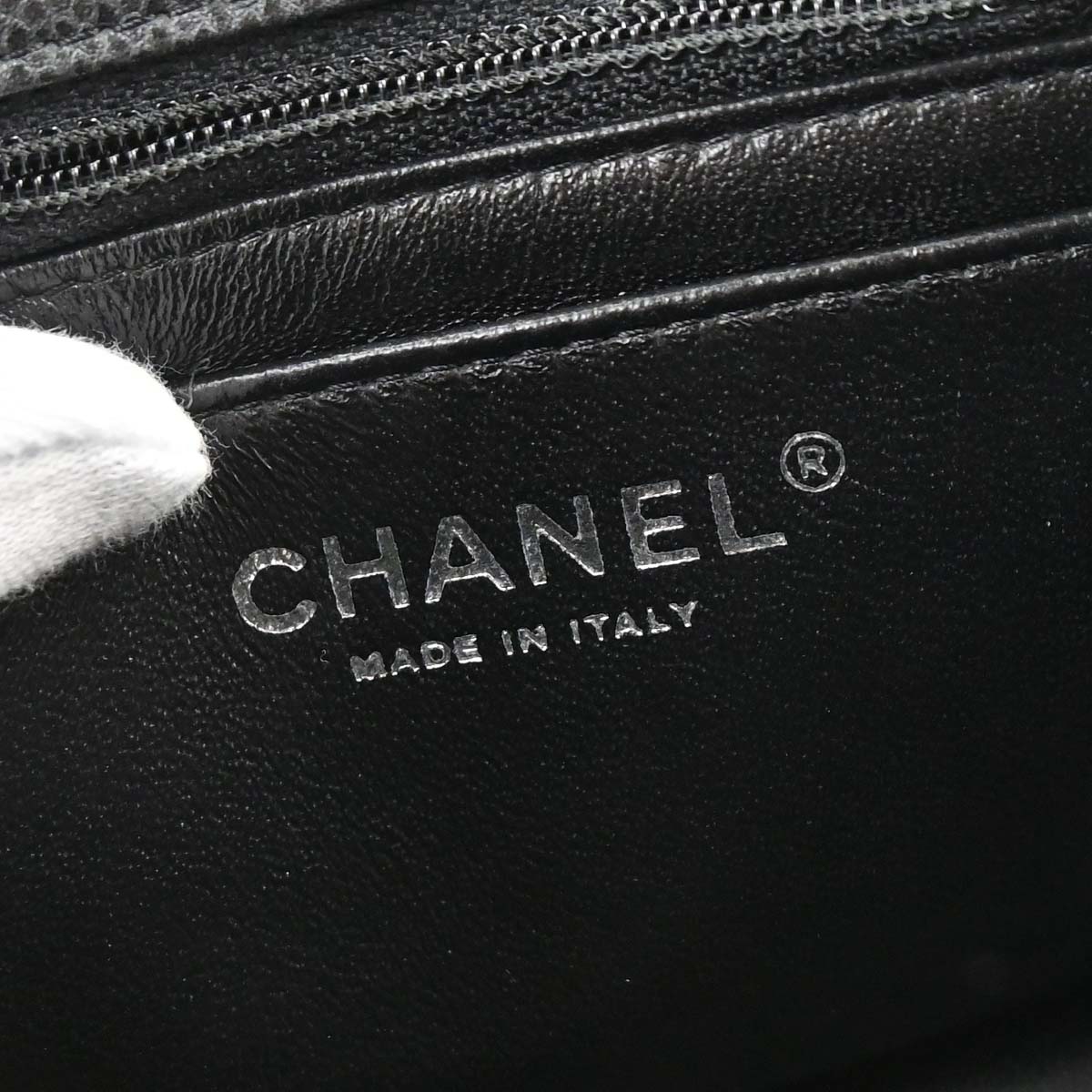 Chanel 2014-2015 Black Caviar Skin Mini Classic Square Flap Shoulder Bag 17