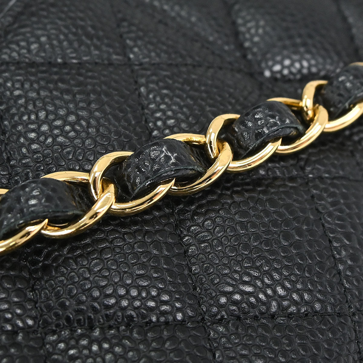 Chanel 2018-2019 Black Caviar Skin Medium Classic Double Flap Shoulder Bag