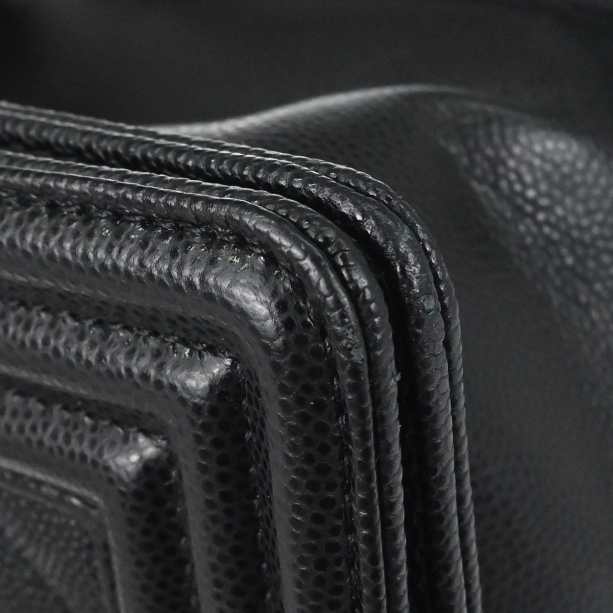 Boy Chanel 2019 Black Caviar Skin Medium Shoulder Bag
