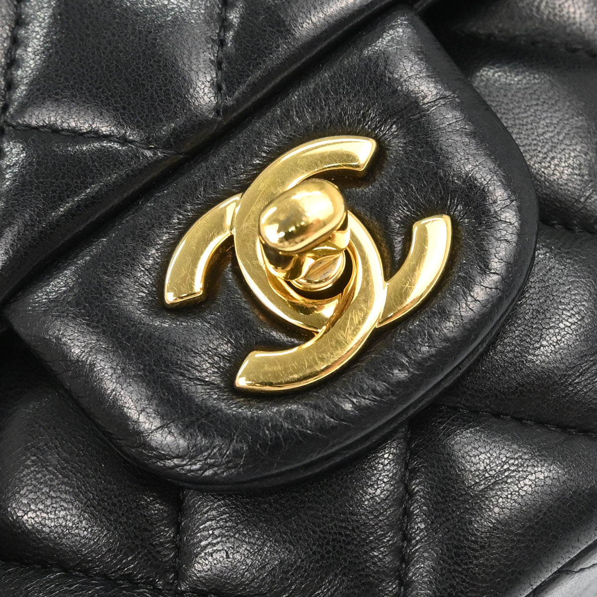 Chanel 2014 Black Lambskin Medium Classic Double Flap Shoulder Bag