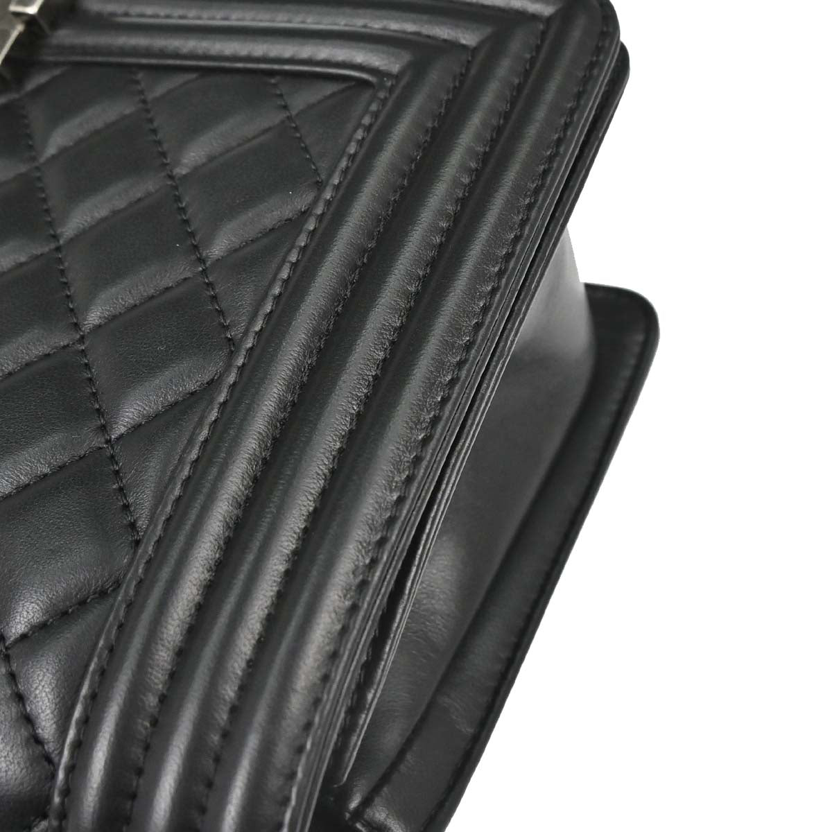Boy Chanel Black Lambskin Medium Shoulder Bag