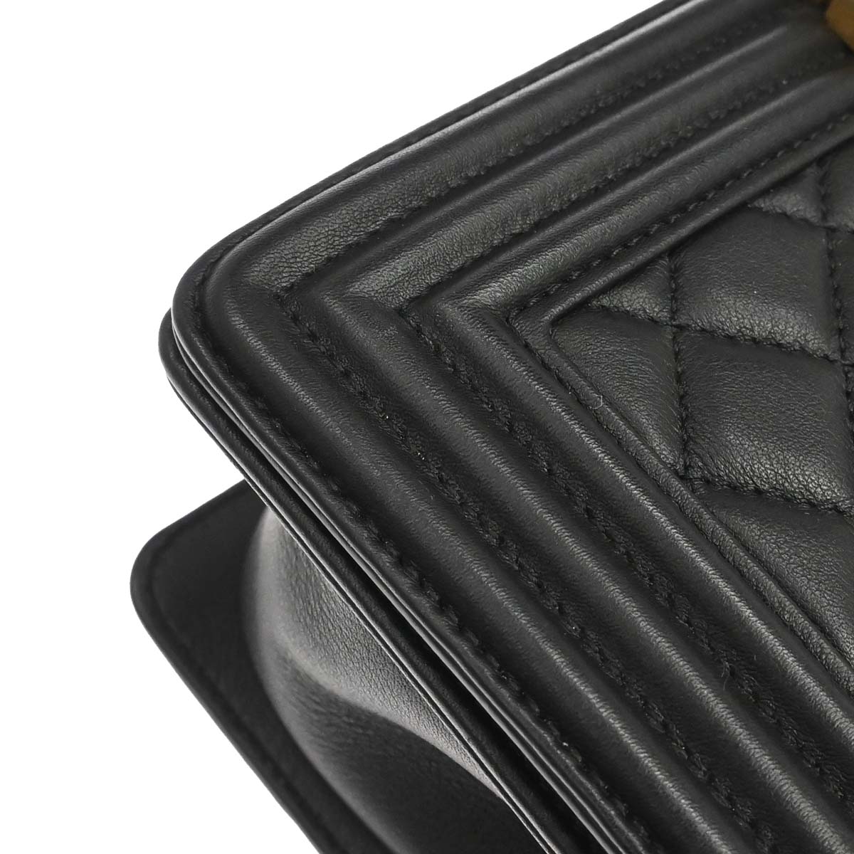 Boy Chanel 2018 Black Lambskin Medium Shoulder Bag